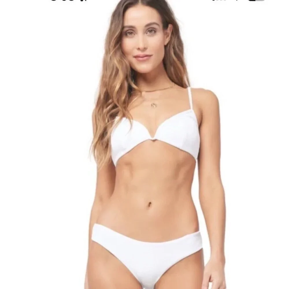 L Space Women's White Classic Wired Front Helena Bikini Top Swimwear Size XS NWT